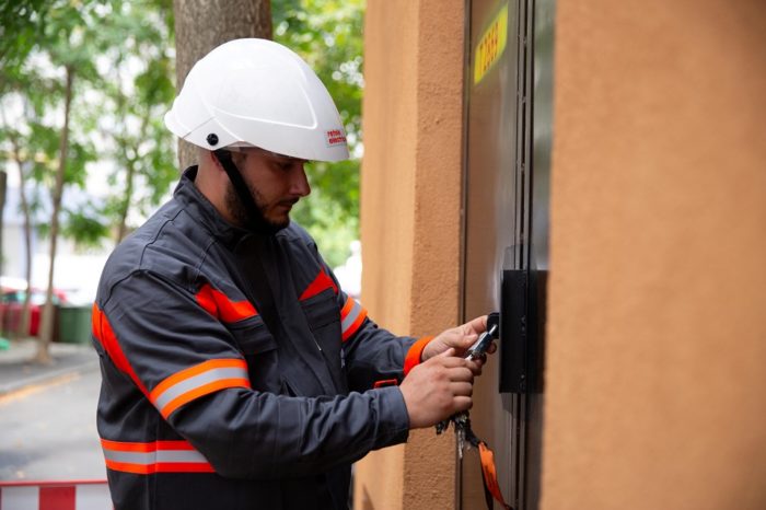 Rețele Electrice România is tendering works worth approximately 78 million lei, excluding VAT, for the modernization of the energy infrastructure in the Perisoru area, Călărași county